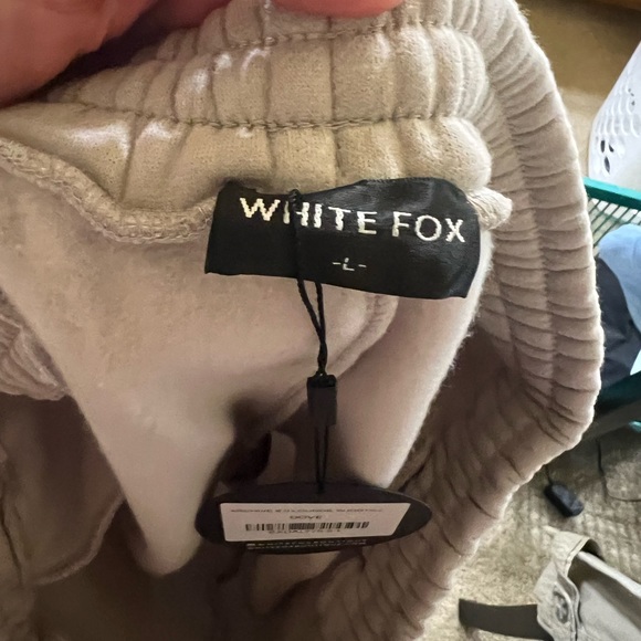 White Fox Boutique Archive 6.0 Lounge Shorts Dove - Picture 9 of 9